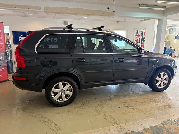 Volvo XC90 9 of 30