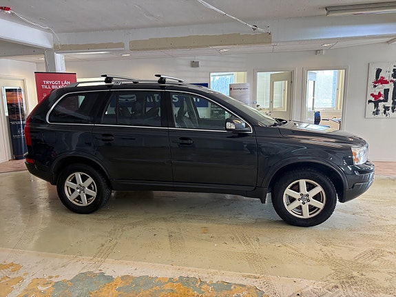 Volvo XC90 8 of 30
