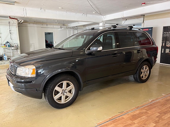 Volvo XC90 15 of 30
