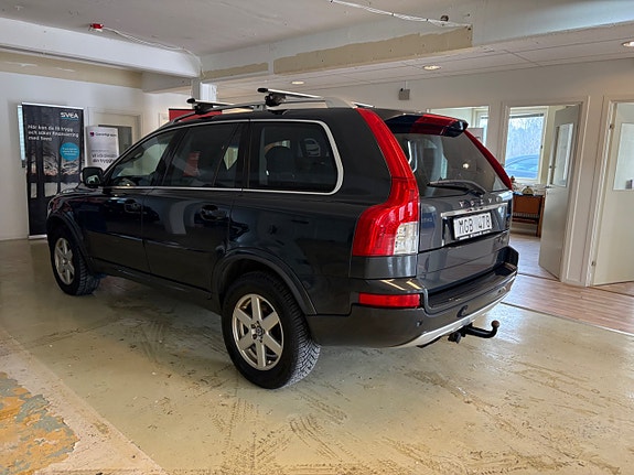 Volvo XC90 5 of 30