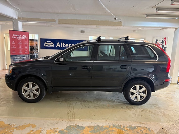 Volvo XC90 4 of 30