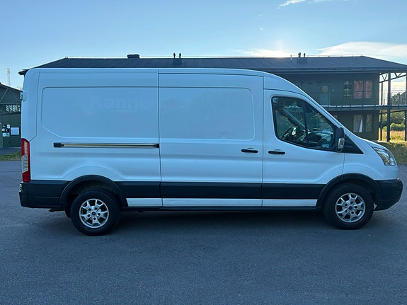 Ford Transit 12 of 12