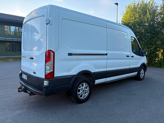 Ford Transit 5 of 5