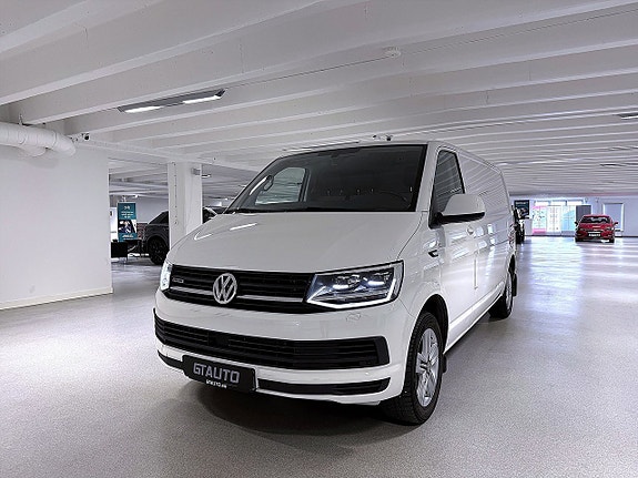 Volkswagen Transporter 9 of 30