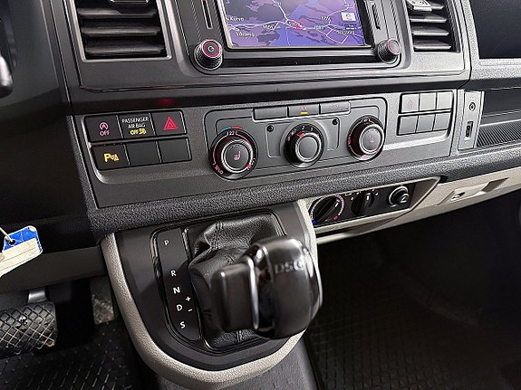 Volkswagen Transporter 22 of 30