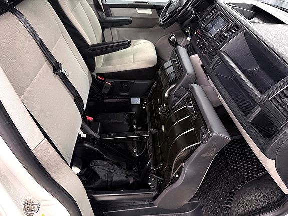 Volkswagen Transporter 27 of 30