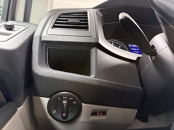 Volkswagen Transporter 11 of 30