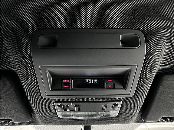 Volkswagen Amarok 24 of 28