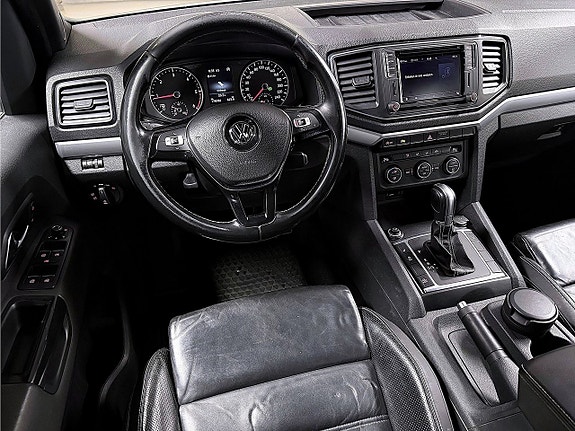 Volkswagen Amarok 27 of 28