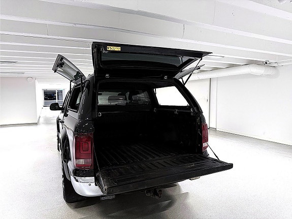 Volkswagen Amarok 12 of 28