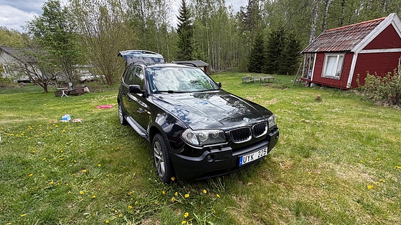BMW X3 2 of 9
