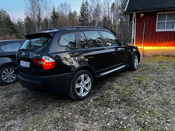 BMW X3 4 of 9