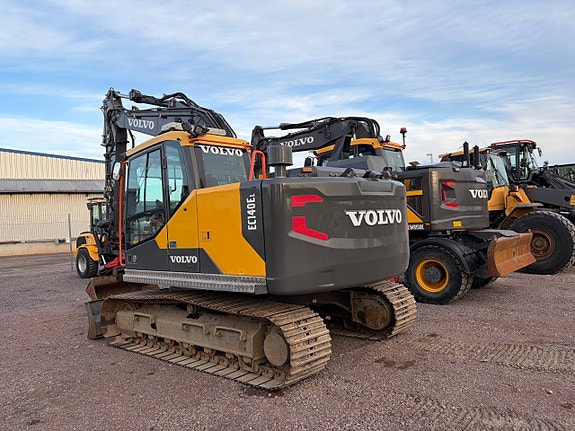 Volvo EC140 EL / C-smörj / D-värmare / 3700 Timmar