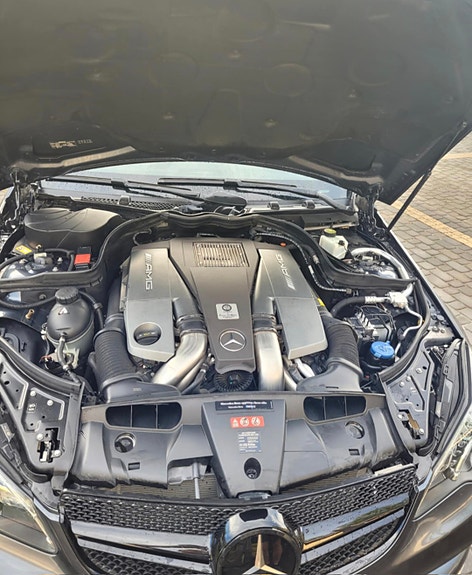 Mercedes-Benz E500 5 of 15
