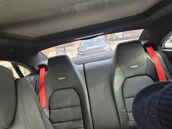 Mercedes-Benz E500 3 of 15