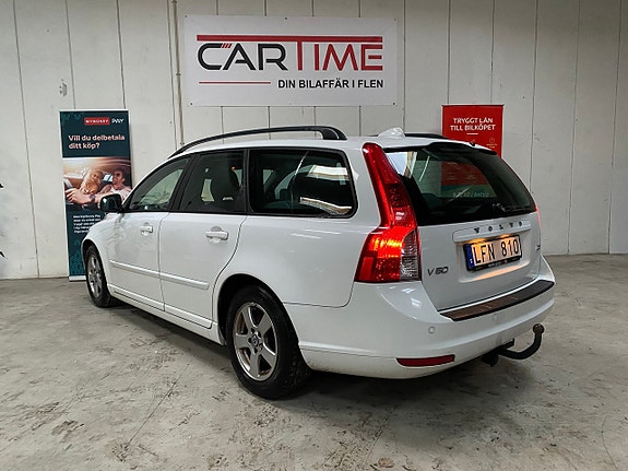 Volvo V50 6 of 11