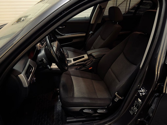 BMW 320 18 of 22