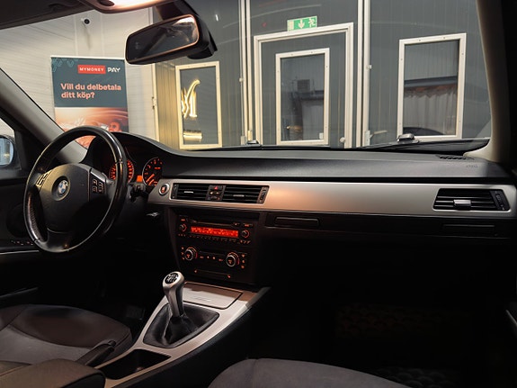 BMW 320 20 of 22