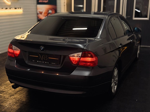 BMW 320 10 of 22