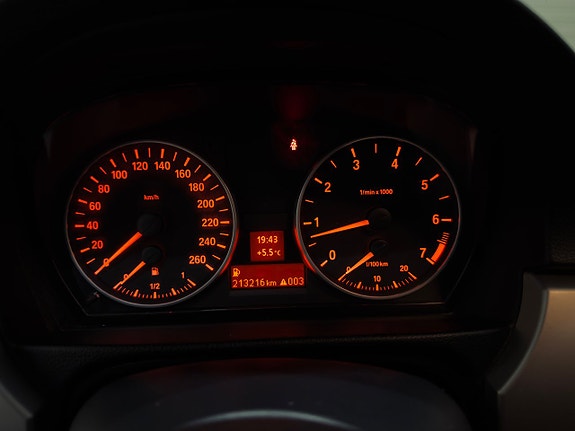 BMW 320 13 of 22