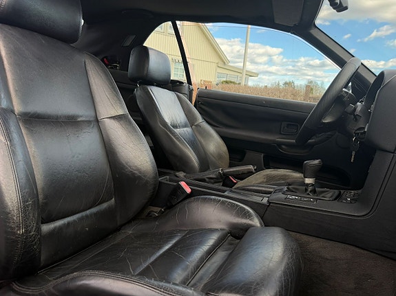 BMW 325i 7 of 11