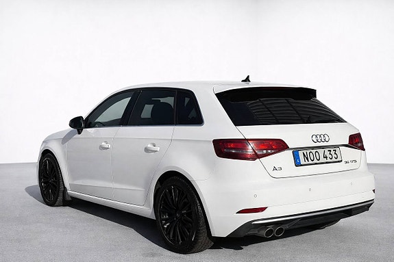 Audi A3 4 of 5