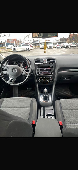 Volkswagen Golf VI 4 of 5