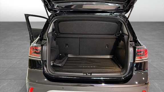 Volkswagen T-Cross 12 of 12
