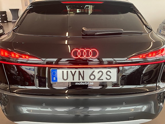 Audi Q3 10 of 12