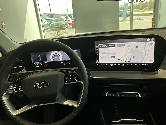 Audi Q3 7 of 12