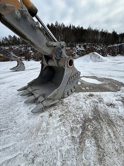 Liebherr R 956 HD 6 of 12