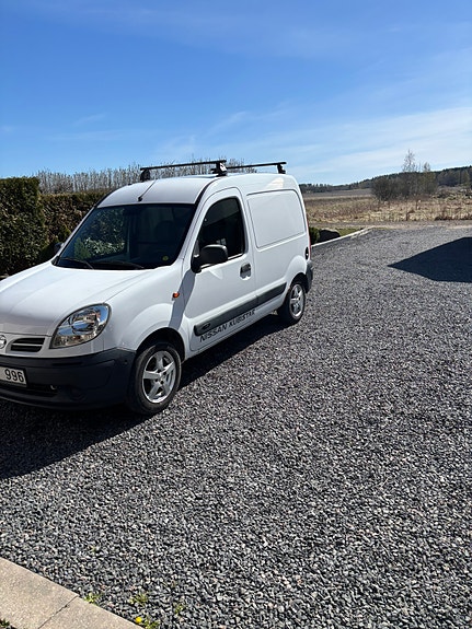 Nissan Kubistar 2 of 3
