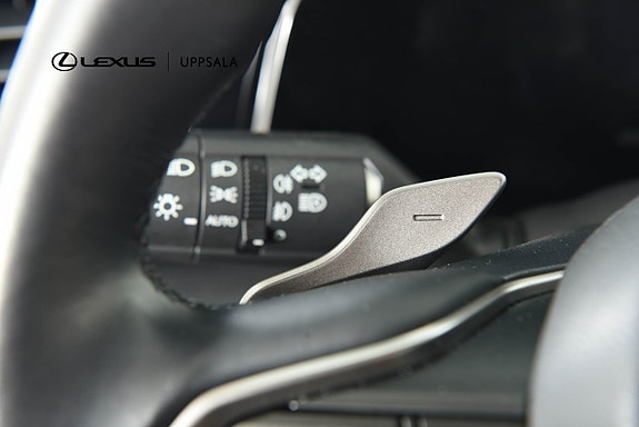 Lexus NX450h+ 14 of 22
