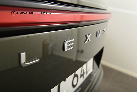Lexus NX450h+ 21 of 22