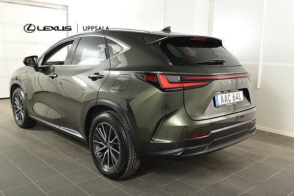 Lexus NX450h+ 2 of 22