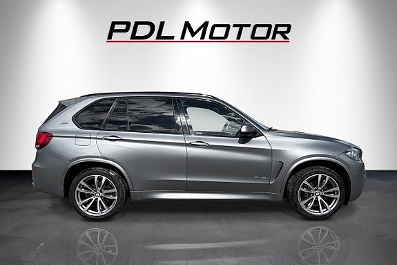 BMW X5 4 of 5