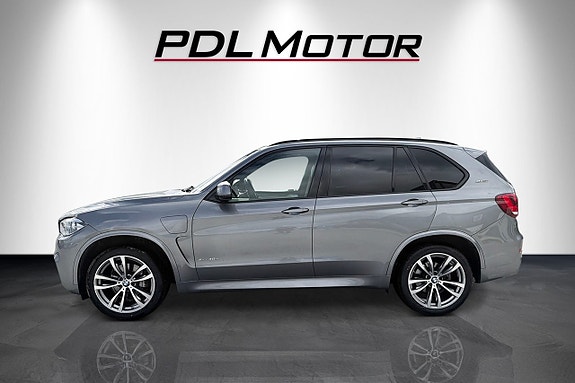 BMW X5 3 of 5