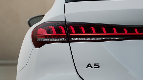 Audi A5 6 of 9