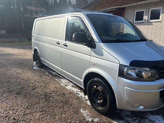 Volkswagen Transporter 2 of 5