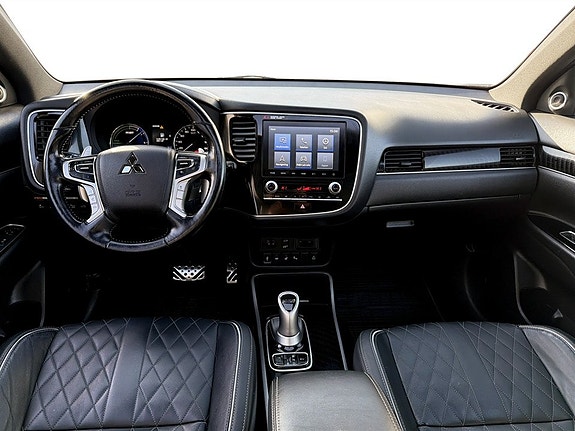 Mitsubishi Outlander 7 of 15