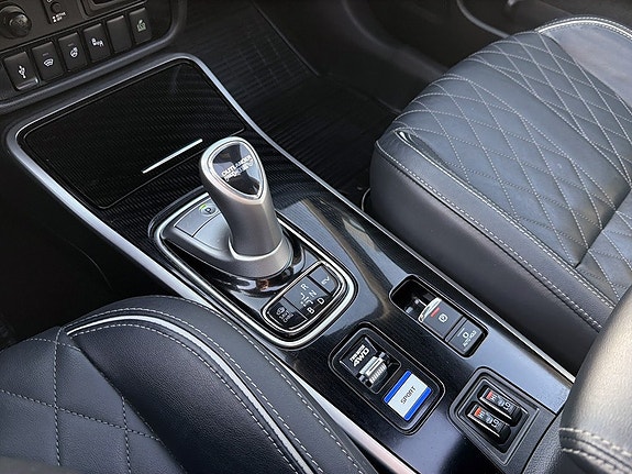 Mitsubishi Outlander 10 of 15
