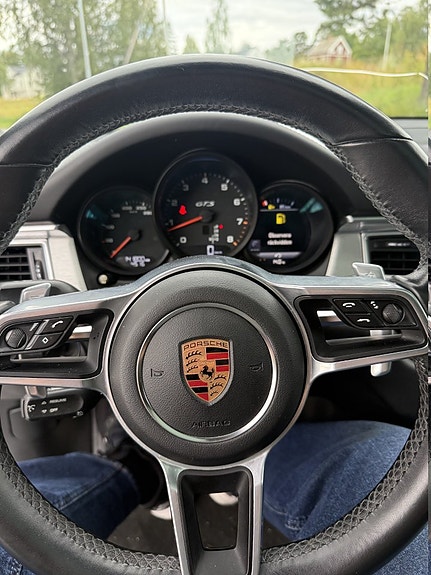 Porsche Macan GTS 12 of 13