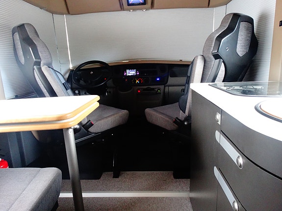 Knaus V-LINER Gasol och Fukt testades 4 of 16
