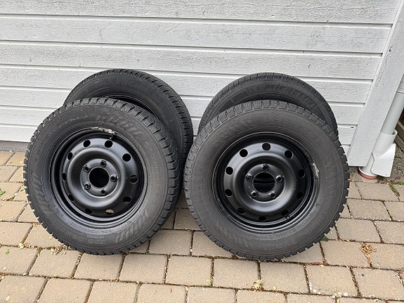 Knaus V-LINER Gasol och Fukt testades 16 of 16