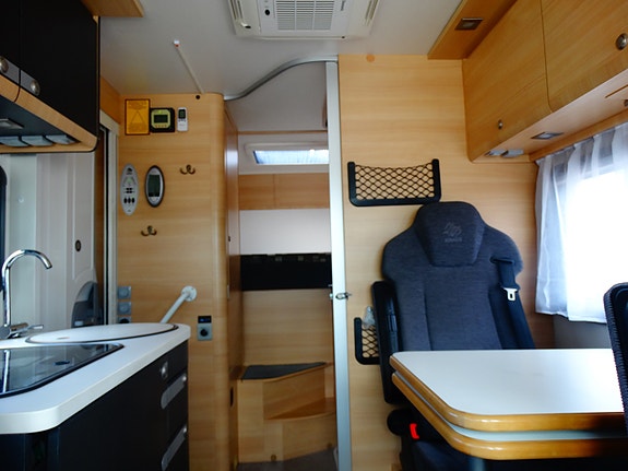 Knaus V-LINER Gasol och Fukt testades 5 of 16
