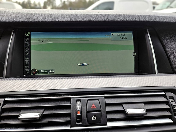 BMW 520d 11 of 16