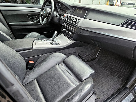 BMW 520d 8 of 16