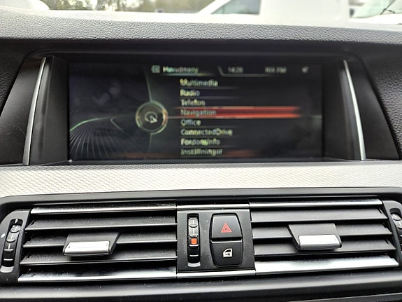 BMW 520d 10 of 16