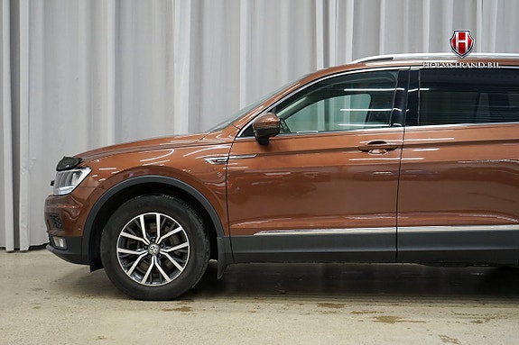 Volkswagen Tiguan Allspace 6 of 22