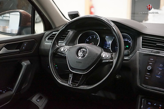 Volkswagen Tiguan Allspace 14 of 22